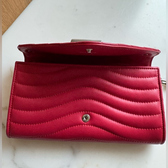 LOUIS VUITTON New Wave Long Wallet Rouge Red Calfskin Silver LV Wrist Strap MIE - Picture 10 of 13